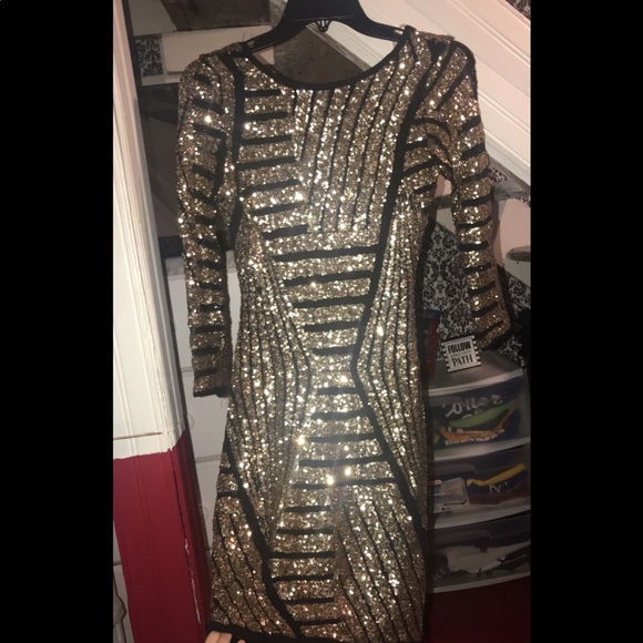 Formal Dress - Picture 1 of 3